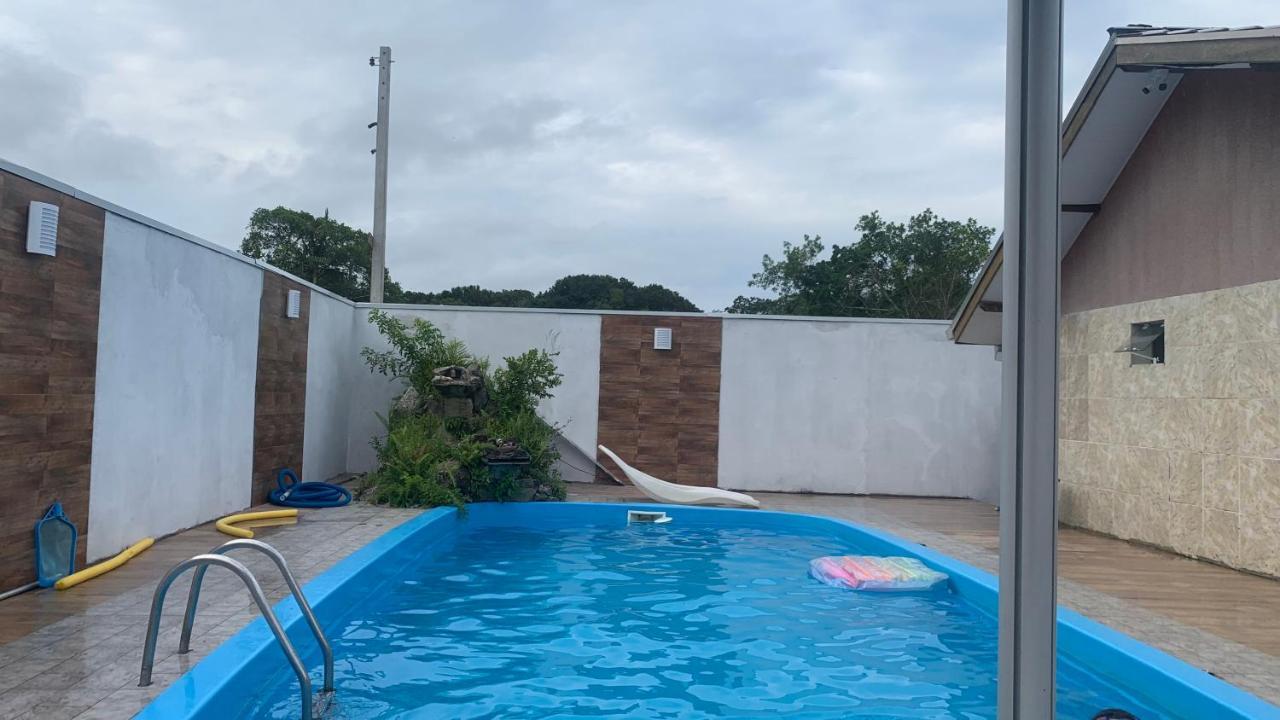 Casa Com 2 Piscinas Βίλα Matinhos Εξωτερικό φωτογραφία